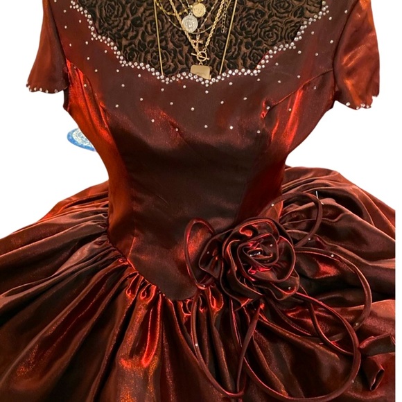 Elegant Cognac (dark orange) vintage look dress - Picture 3 of 16